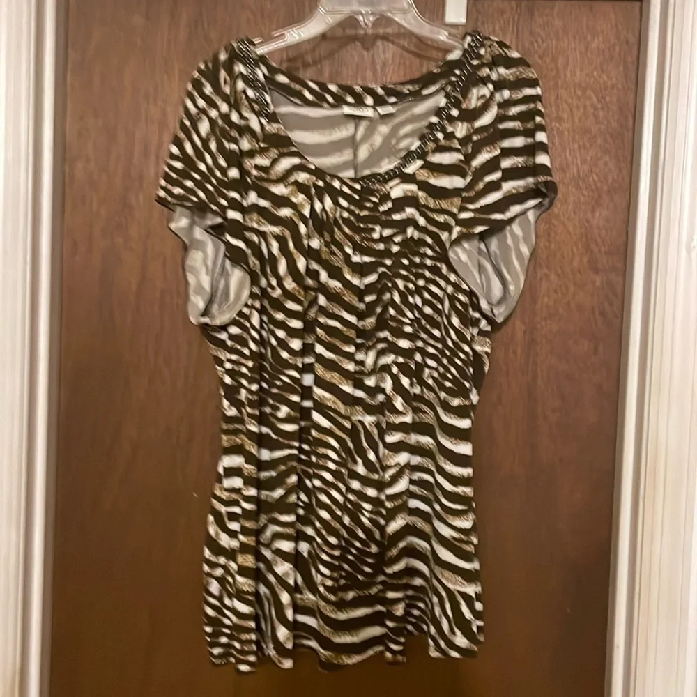 Cato animal print peasant blouse - Picture 1 of 4